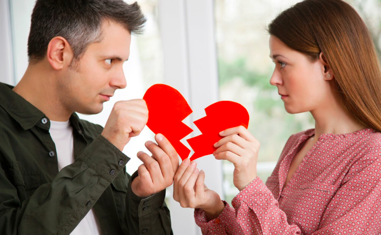 果洛离婚如何申请财产保全冻结对方账户